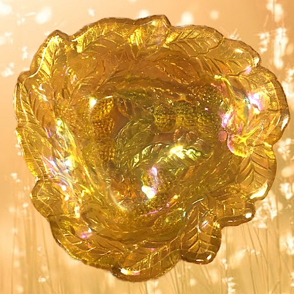 Indiana carnival glass dish